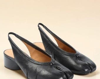 Women Tabi Shoes, Chunky heeled closed-toe sandals, tabi dupes mid-high heels, Moccasins Oxford Shoes Tabi Mary Jane Shoes